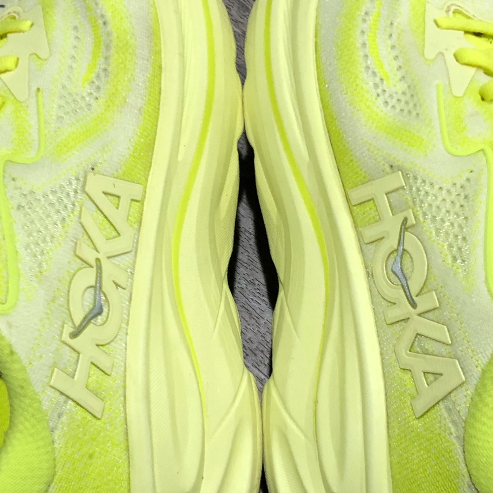 Hoka One One Clifton 10 Running Shoes Womens Size 9 Neon Yellow Sneakers Neutral - Picture 12 of 16